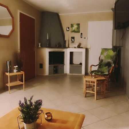 לאנגלסהיים Ferienwohnung Am Wald מראה חיצוני תמונה