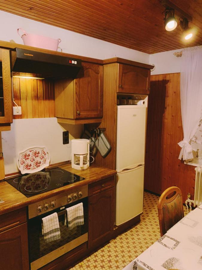 לאנגלסהיים Ferienwohnung Am Wald מראה חיצוני תמונה