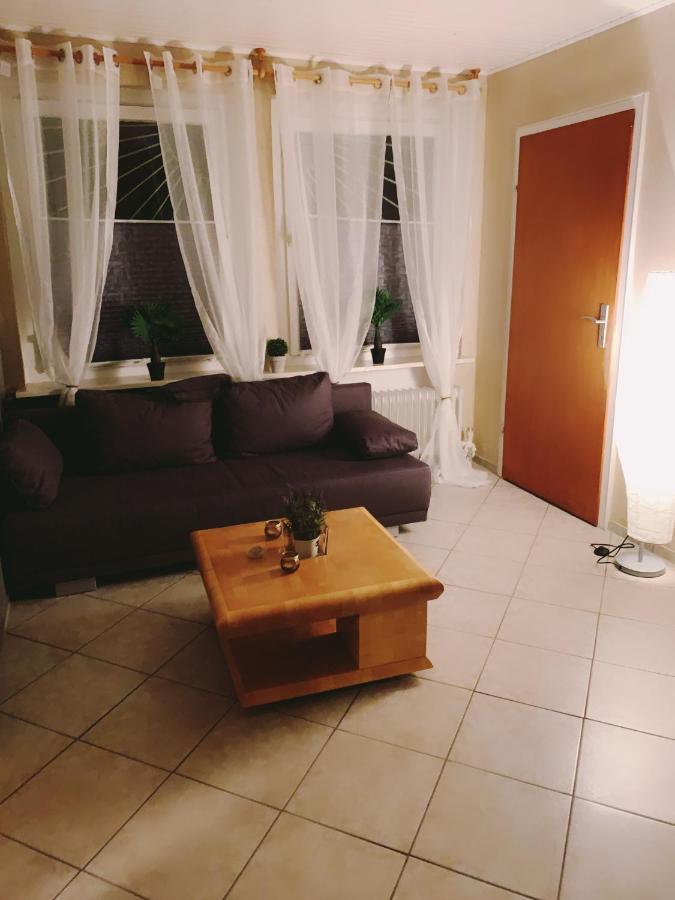 לאנגלסהיים Ferienwohnung Am Wald מראה חיצוני תמונה