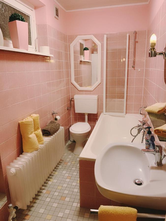 לאנגלסהיים Ferienwohnung Am Wald מראה חיצוני תמונה